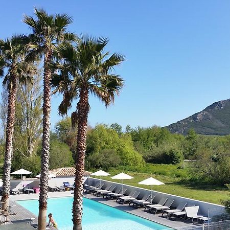 Hotel Restaurant Les Chasseurs Marine de Pietracorbara Bagian luar foto